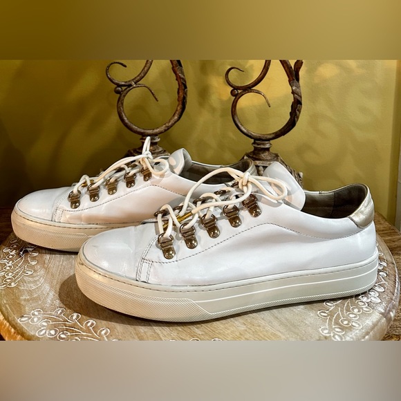Tod’s “Sportivo” Leather Sneaker White and Gold Good pre-owned condition Size 40 - Picture 7 of 11